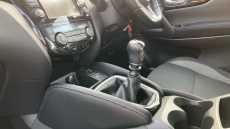 Nissan Qashqai 1.3 DiG-T Acenta Premium 5dr Petrol Hatchback